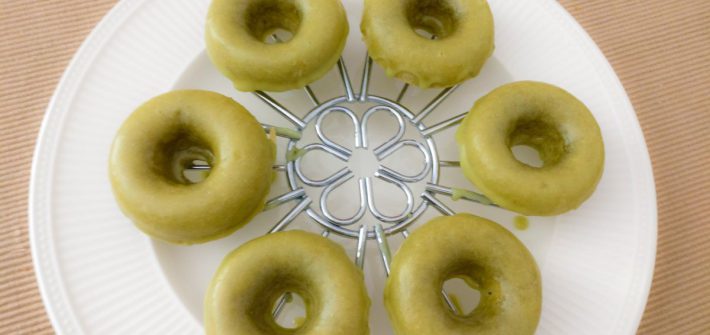 Matcha donuts