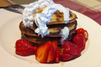 Vegan fluffy pancakes